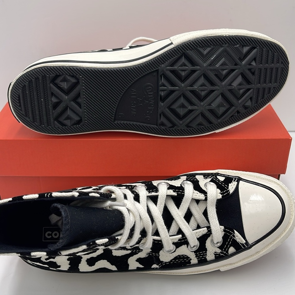 Converse WMNS CHUCK 70 HI
BLACK/EGRET/BLACK A12350C Sneakers - Picture 5 of 16